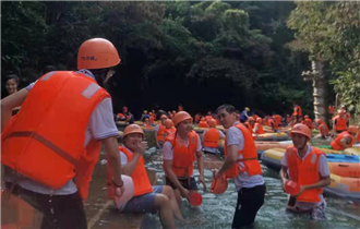 伯豪團(tuán)隊(duì)